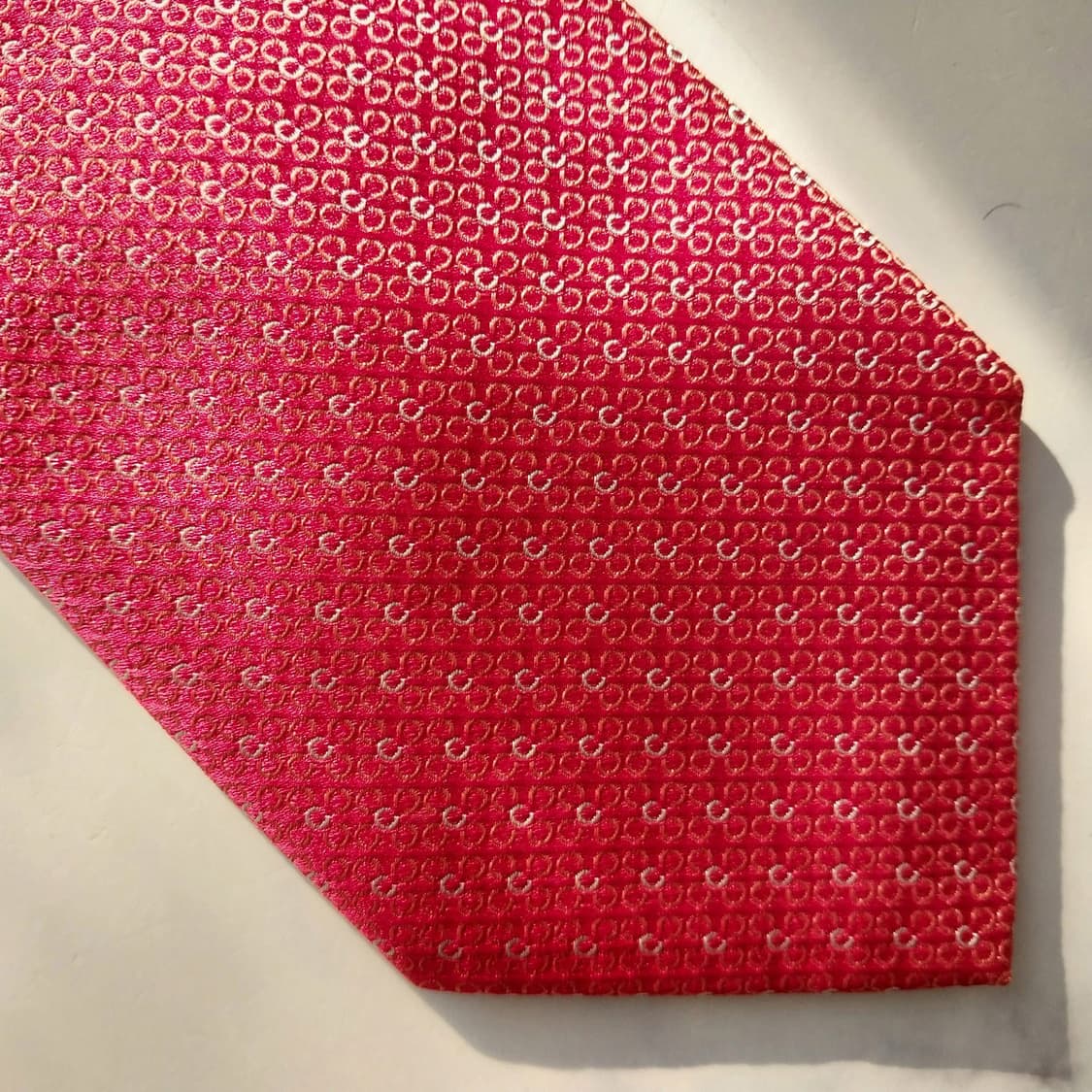 셀린느 실크 레드 C 패턴 넥타이 9.1cm A+등급 K1775
 상품이미지7