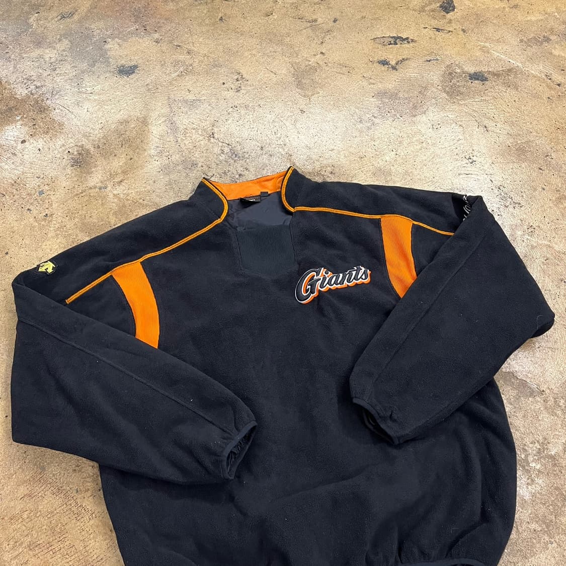 [정품/M] 데상트 롯데 자이언츠 플리스 풀오버 웜업 b8 상품이미지1