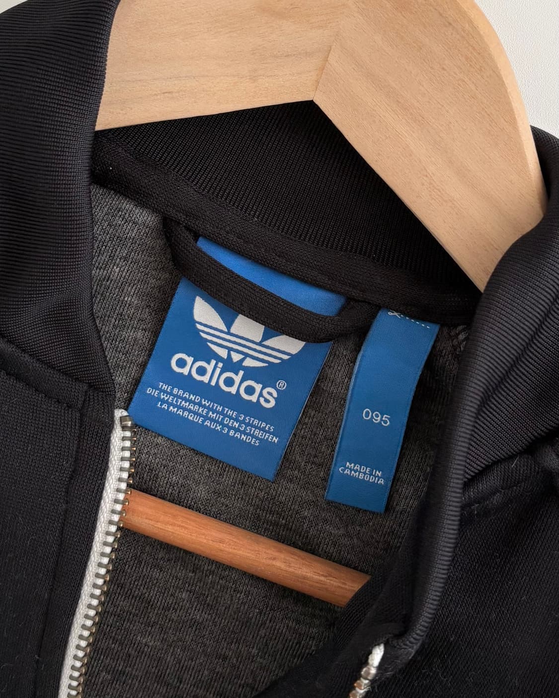 Adidas 아디다스 블랙컬러 SST 유넥 트랙탑 상품이미지6
