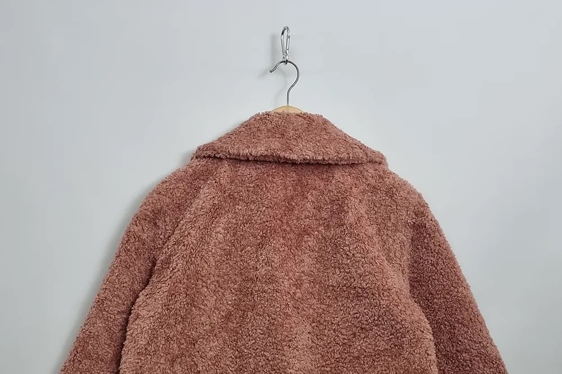 HIAND 하이앤드 핑크 보아퍼 숏코트  상품이미지5