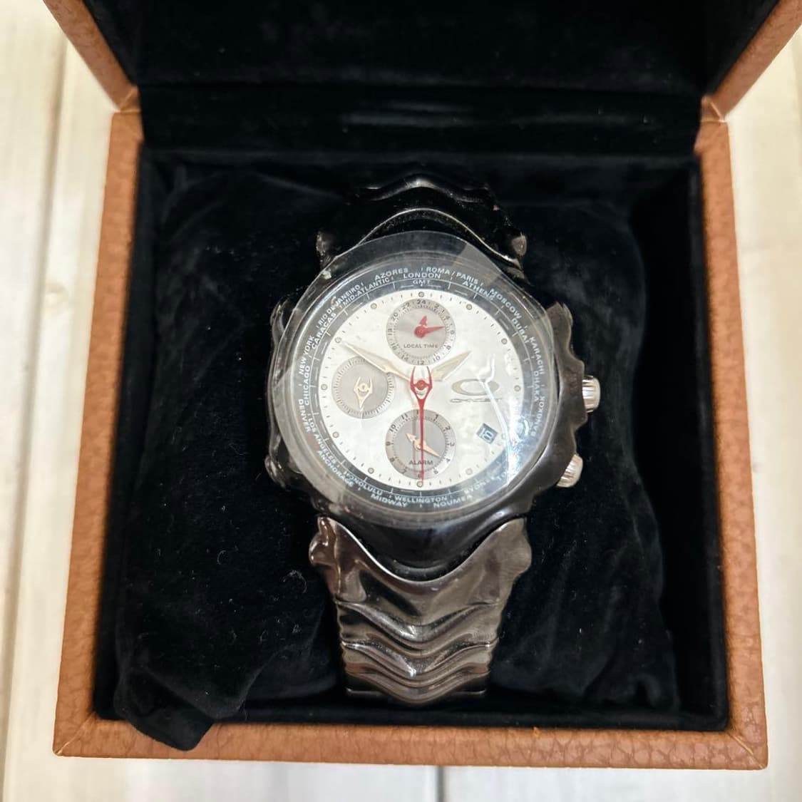 오클리 GMT 시계 상품이미지2