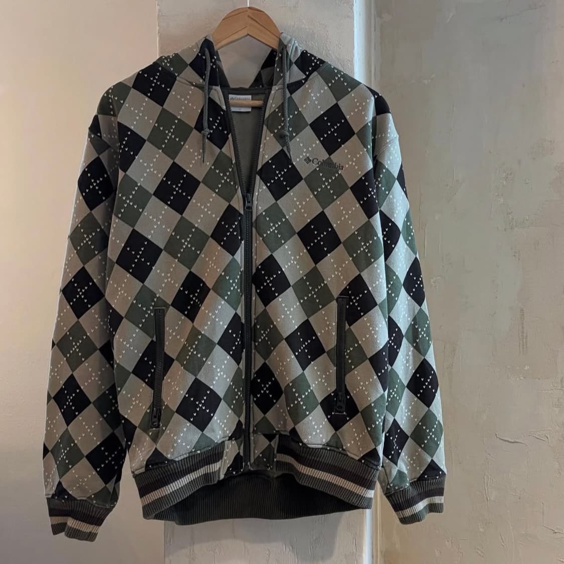 콜롬비아 패턴 후드집업 상품이미지2