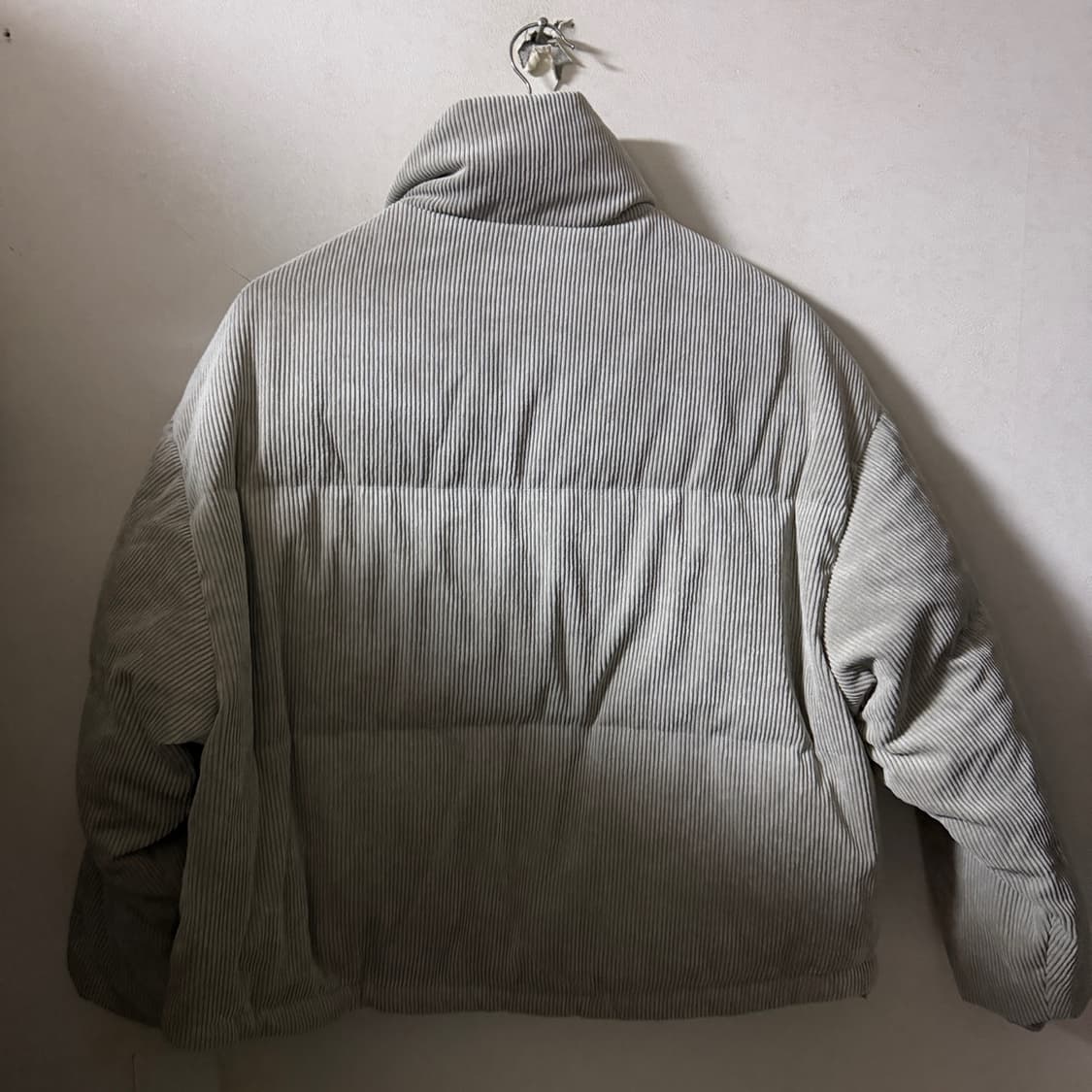 캘빈클라인 코듀로이 오버핏 다운점퍼 XS (프리) 상품이미지4