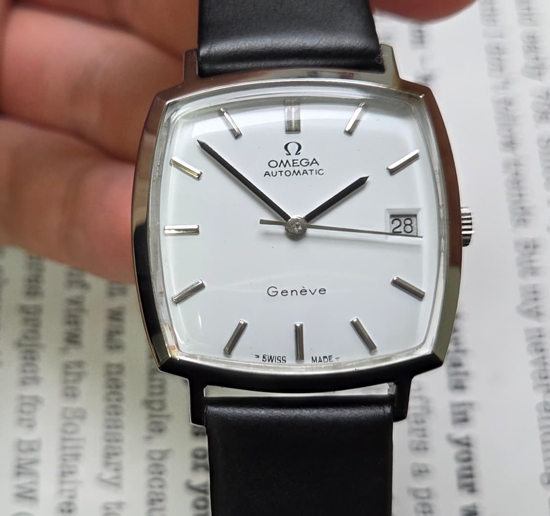 빈티지 오메가 제네브 정사각탱크 화이트 싱글데이트 오토매틱 
 상품이미지1