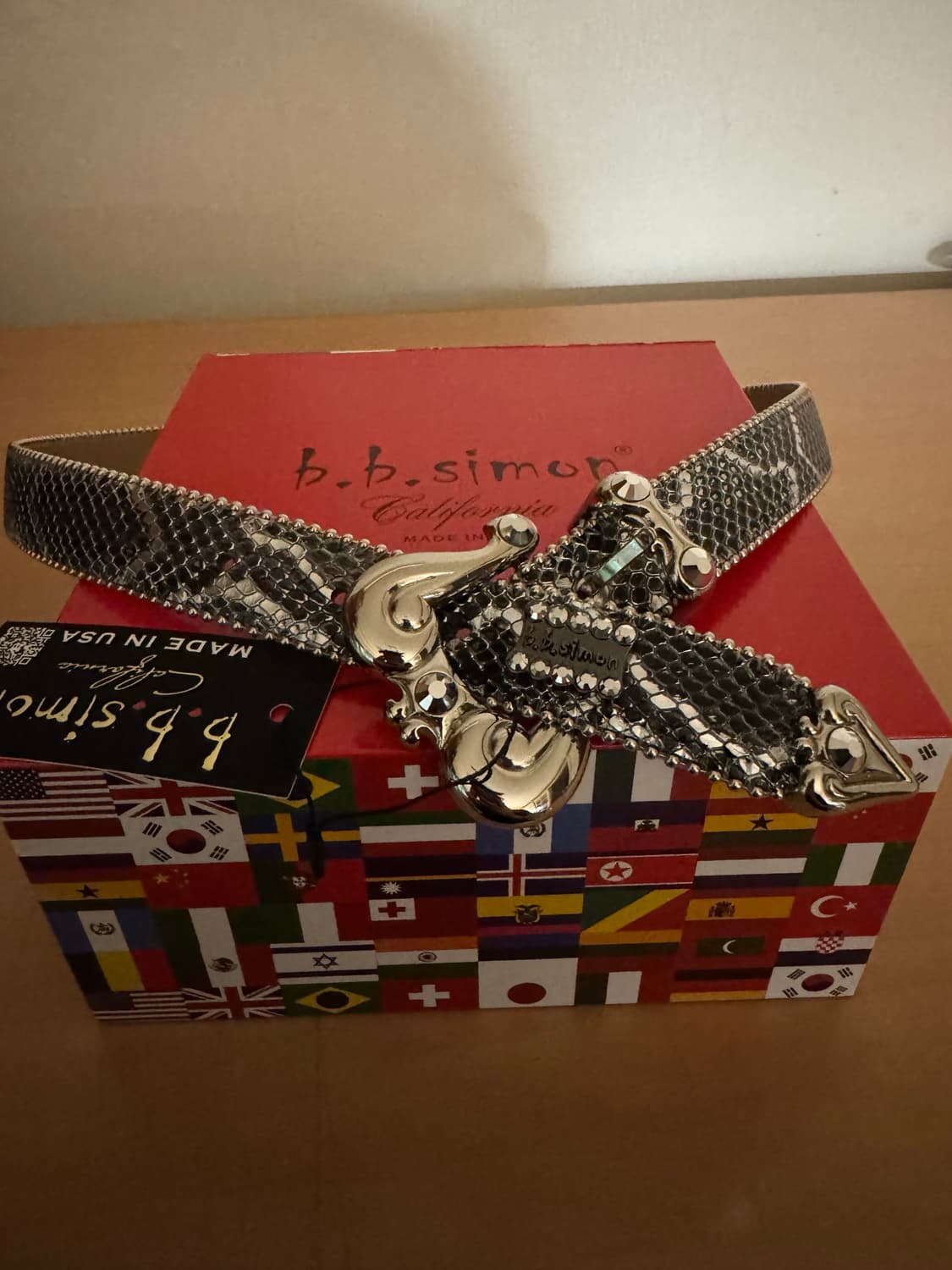 비비 시몬스 상품이미지1