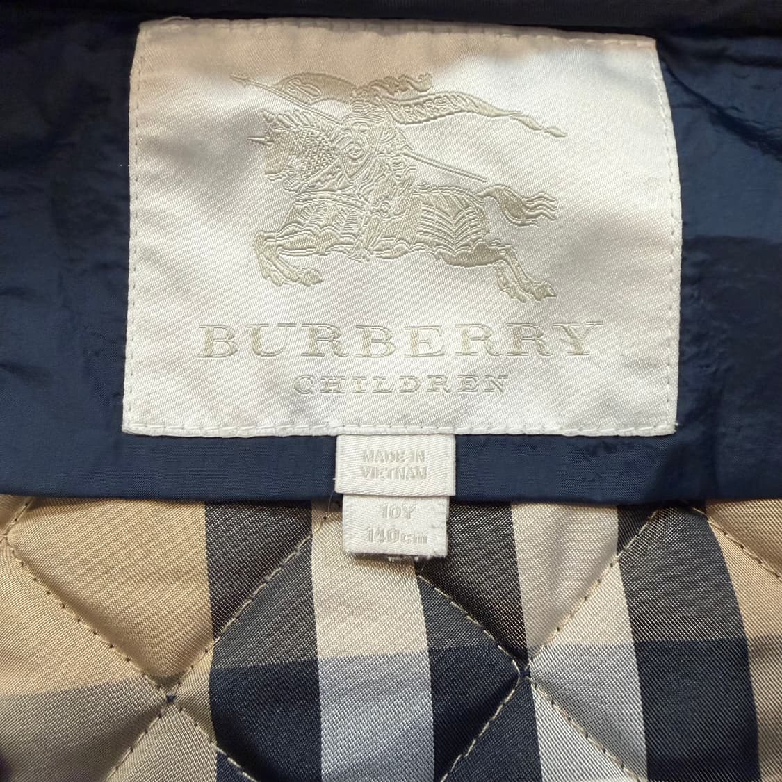 버버리 키즈 퀄팅 자켓 10Y 상품이미지3