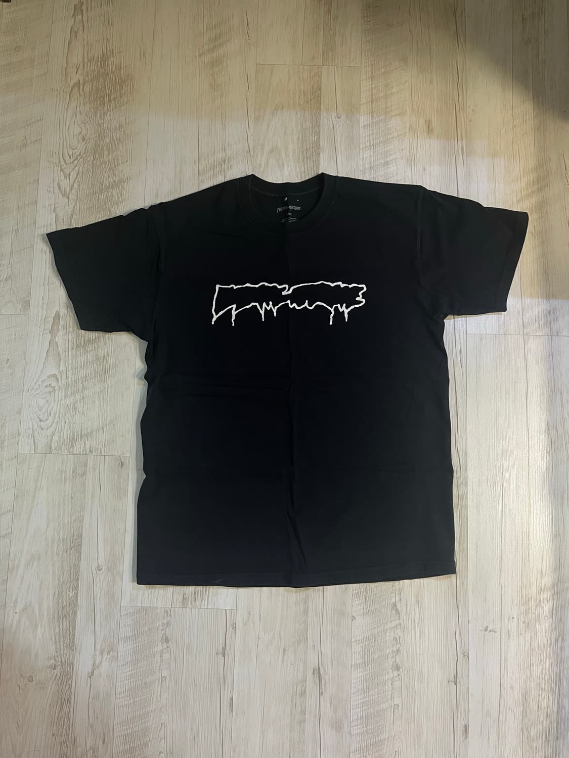 퍼킹어썸 한남점 티셔츠 상품이미지1