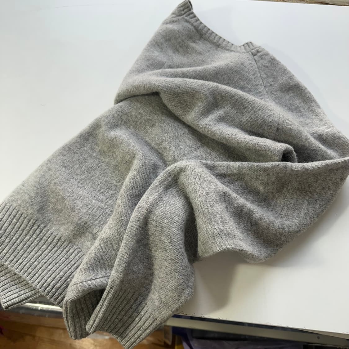 우먼L 유니클로 그레이 울100% 나그랑 라운드니트 상품이미지4