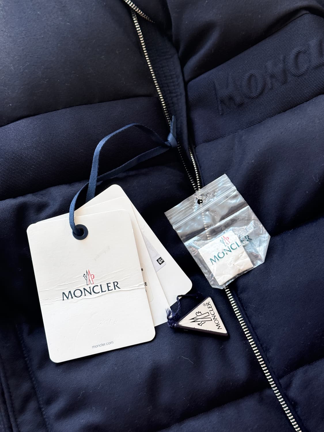 몽클레어 JAUDY 패딩 사이즈 5 상품이미지6