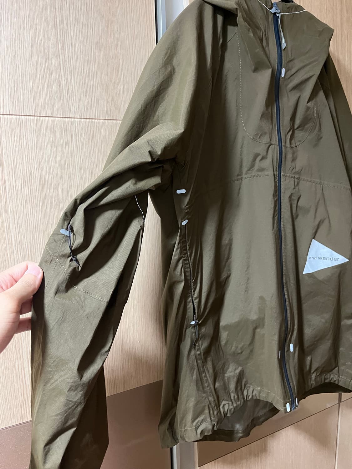 앤드원더 바람막이 자켓 브라운 3사이즈 팝니다 상품이미지4