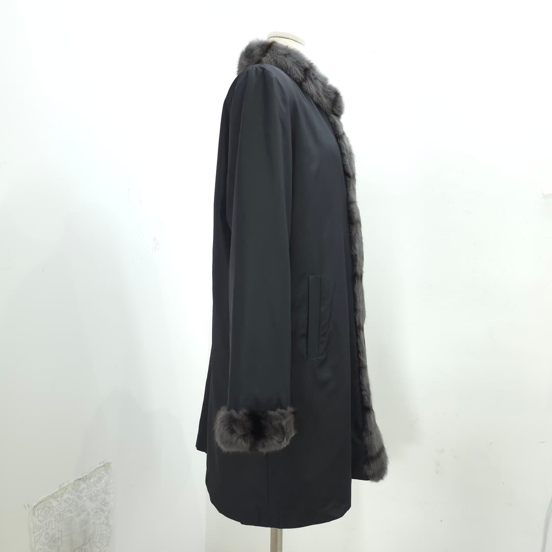 프리미엄 리버시블 천연 실크 100 로리스 모피 롱 코트 상품이미지3