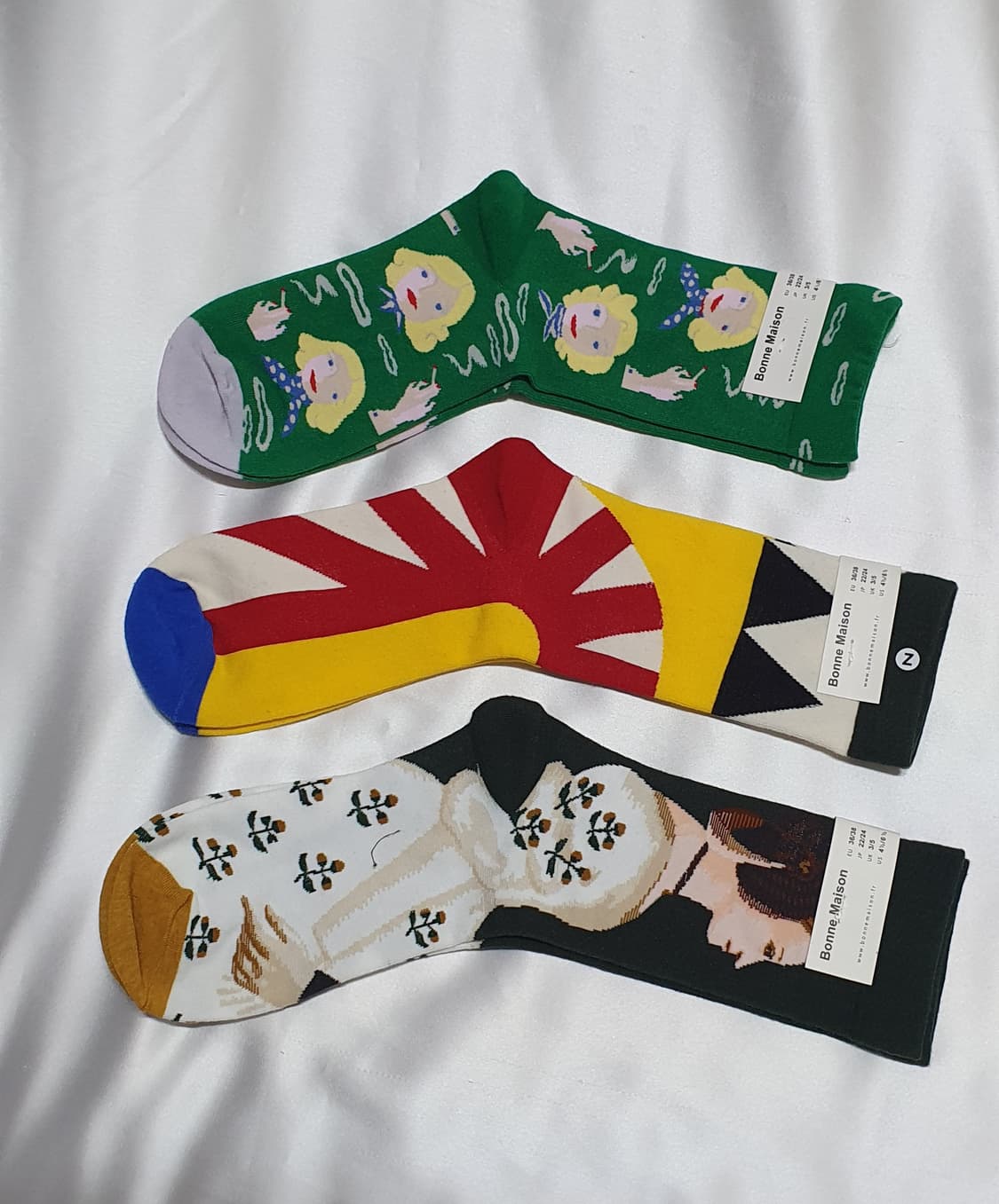 그린 옐로우 레드 블루 인물화 소녀 Bonne Maison 본메종 양말 상품이미지1