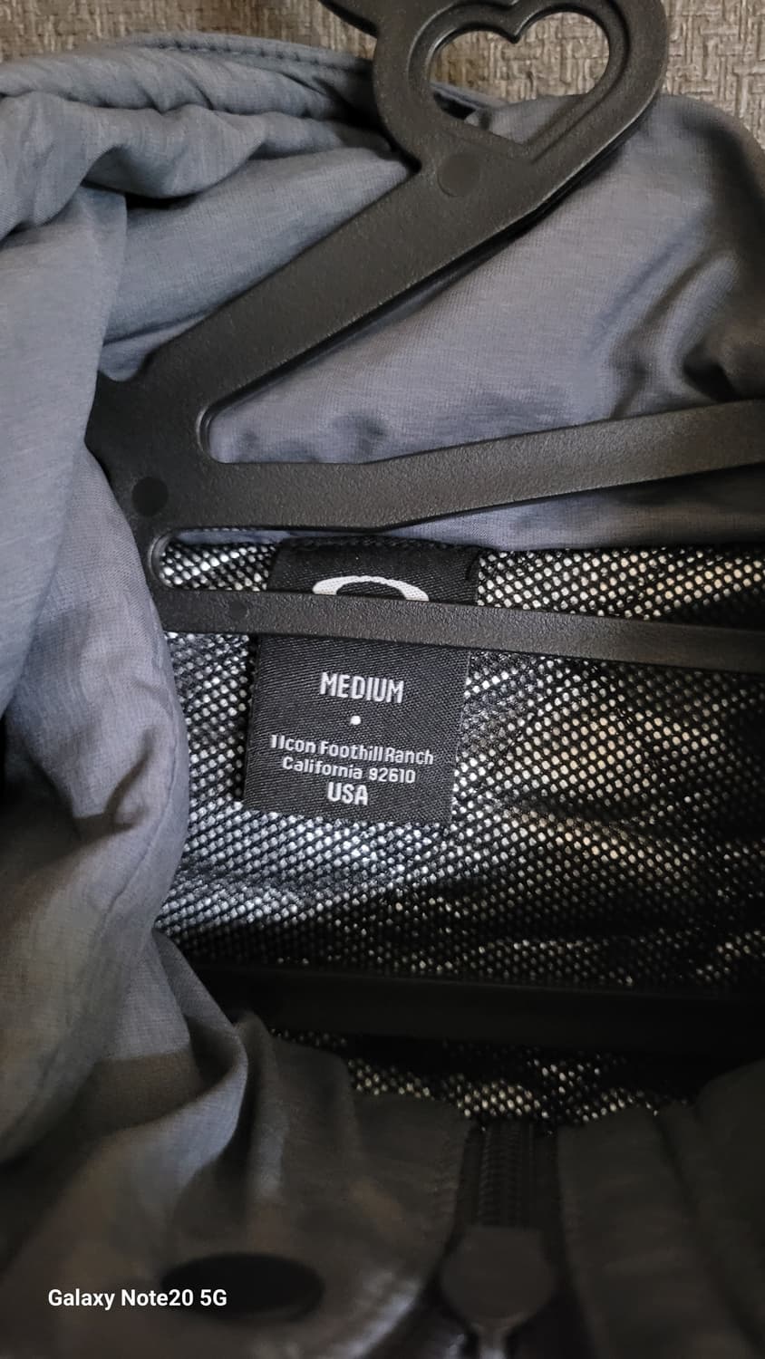 오클리 패딩 상품이미지4