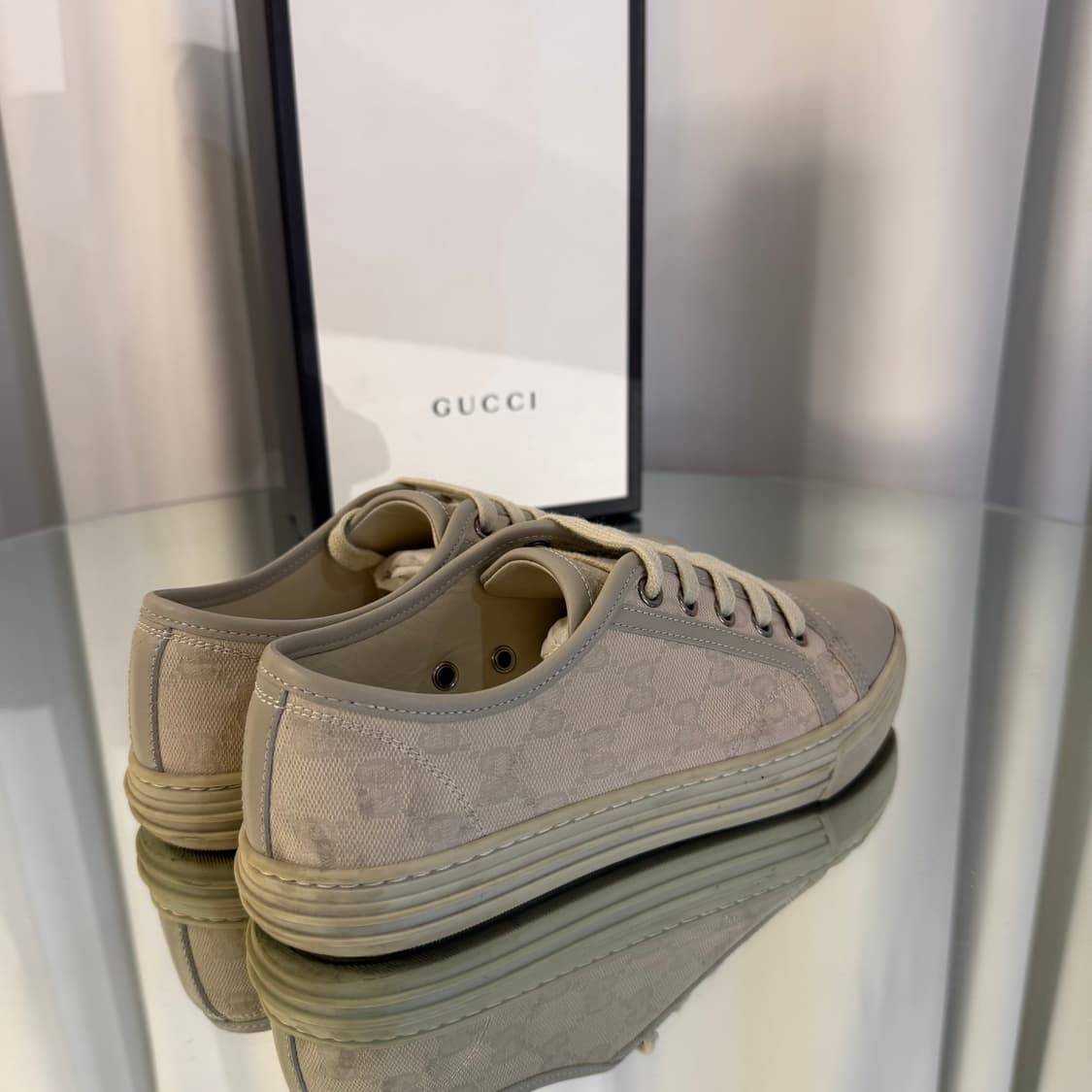 (36) 구찌 캔버스 GG 스니커즈 상품이미지4