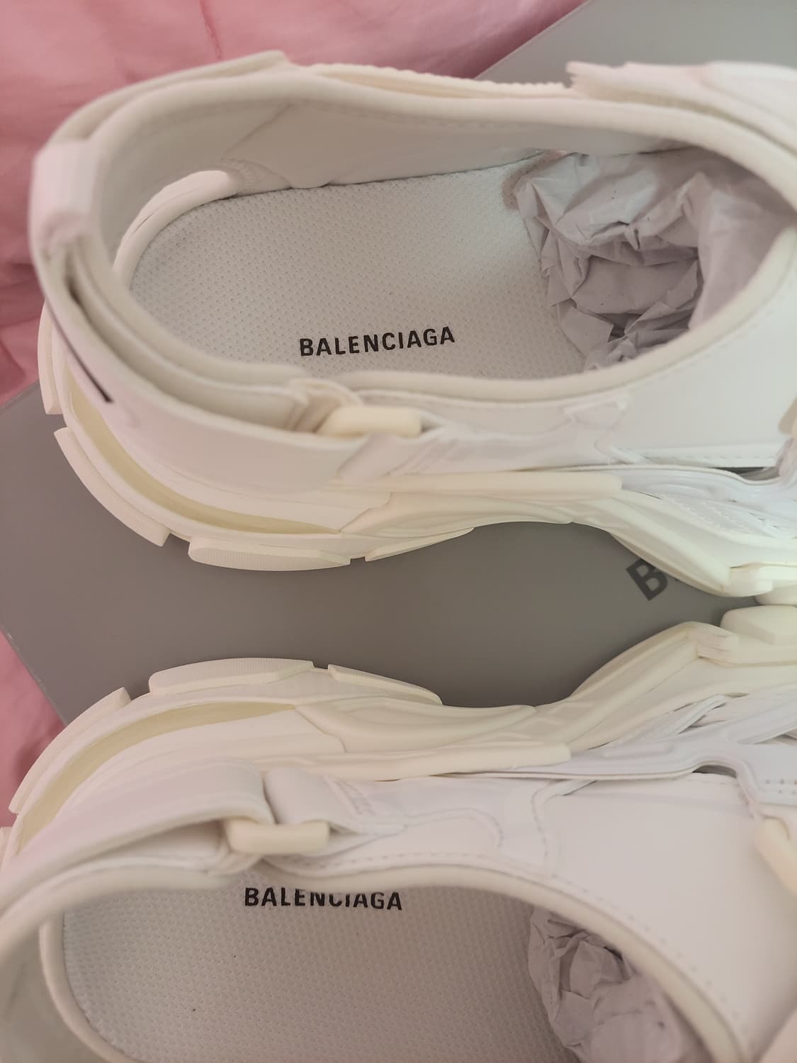 정품)급처미사용새상품!발렌시아가 트랙 샌들 36사이즈 2개있어염! 상품이미지7