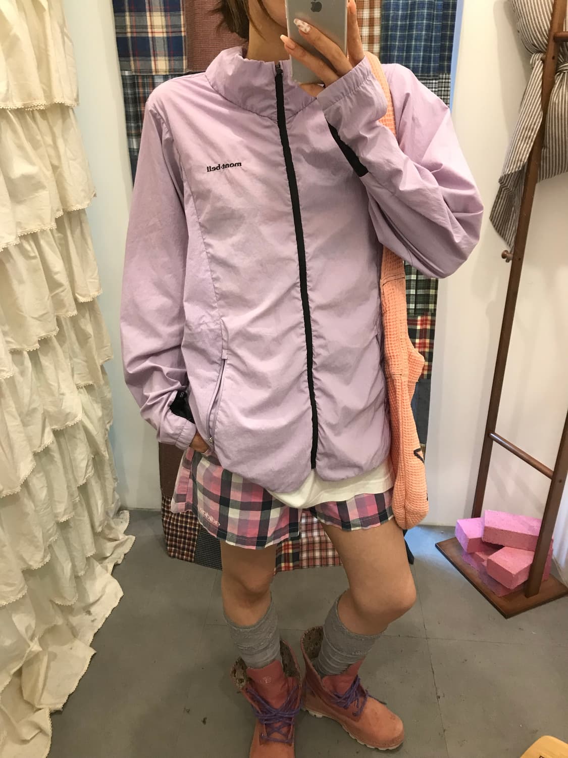 몽벨 연보라 바람막이 상품이미지1