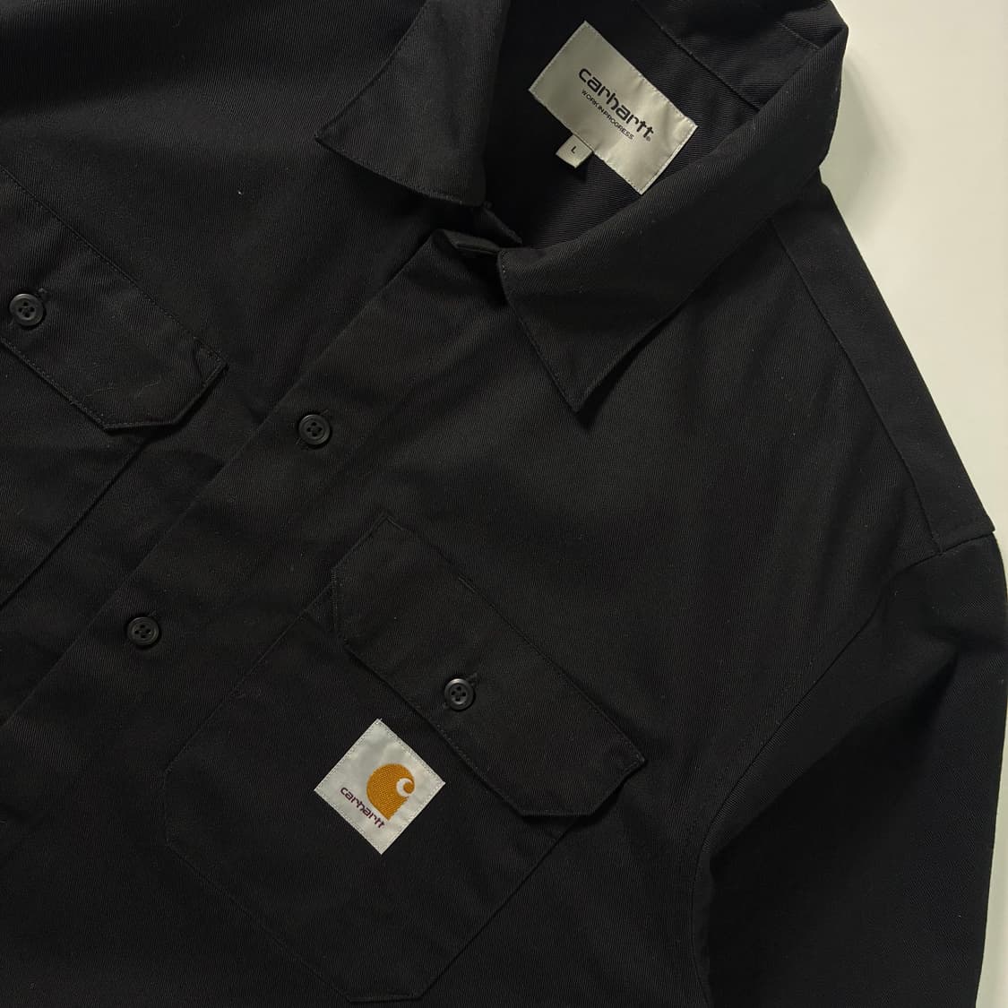 Carhartt  칼하트 WIP 블랙 포켓 반팔 워크 셔츠  상품이미지2