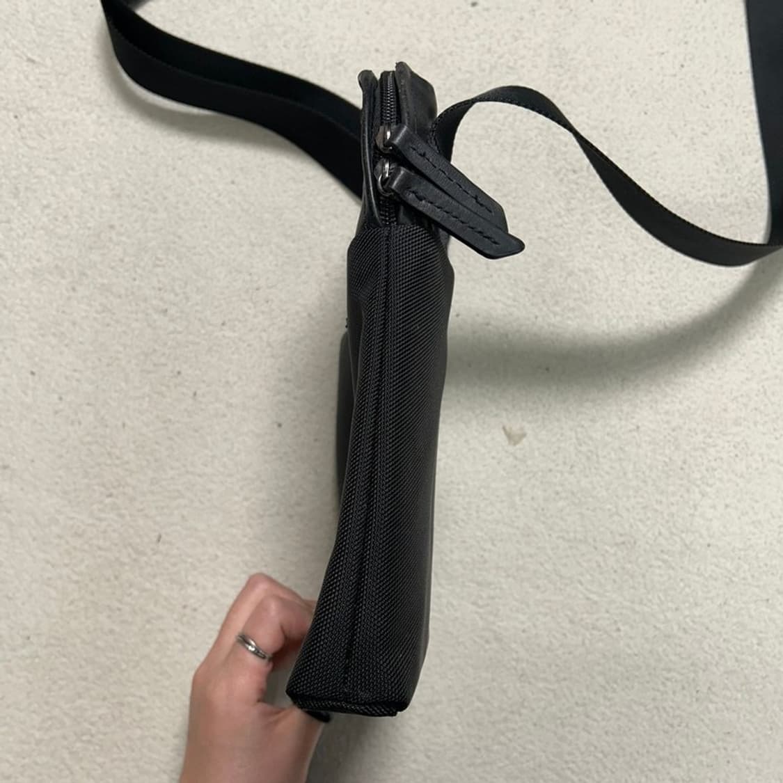 만다리나덕 크로스백 블랙 상품이미지2