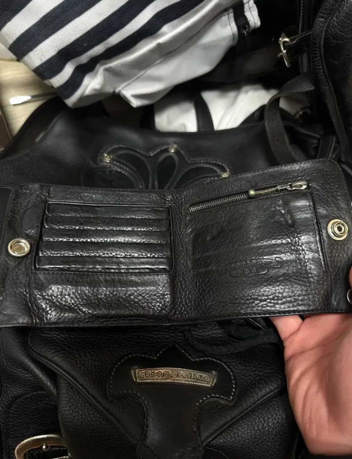 크롬하츠 크로스 원볼 반지갑 상품이미지3