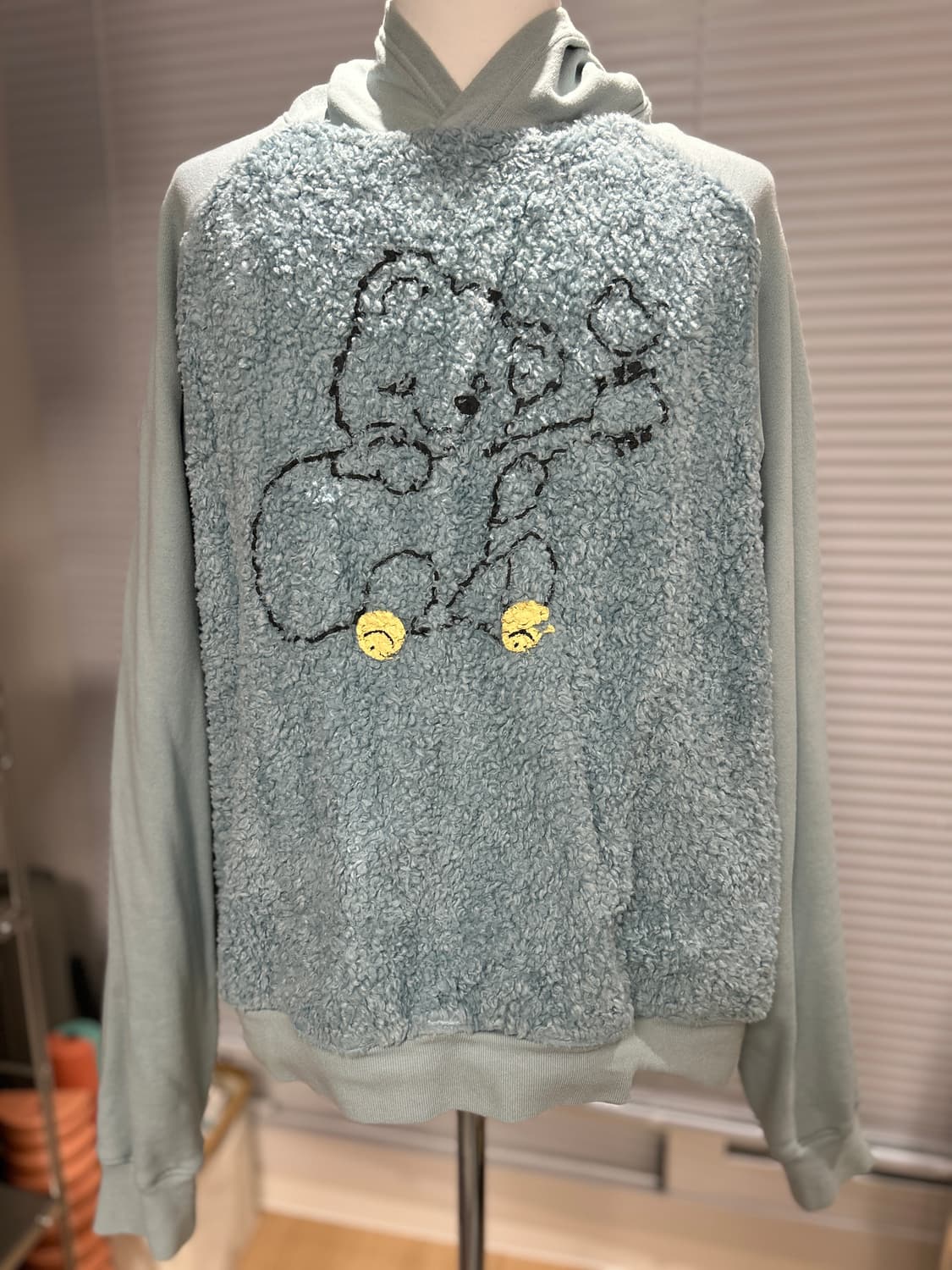 KAPITAL 캐피탈 플러피 스마일 싱잉베어 후디 3 상품이미지1