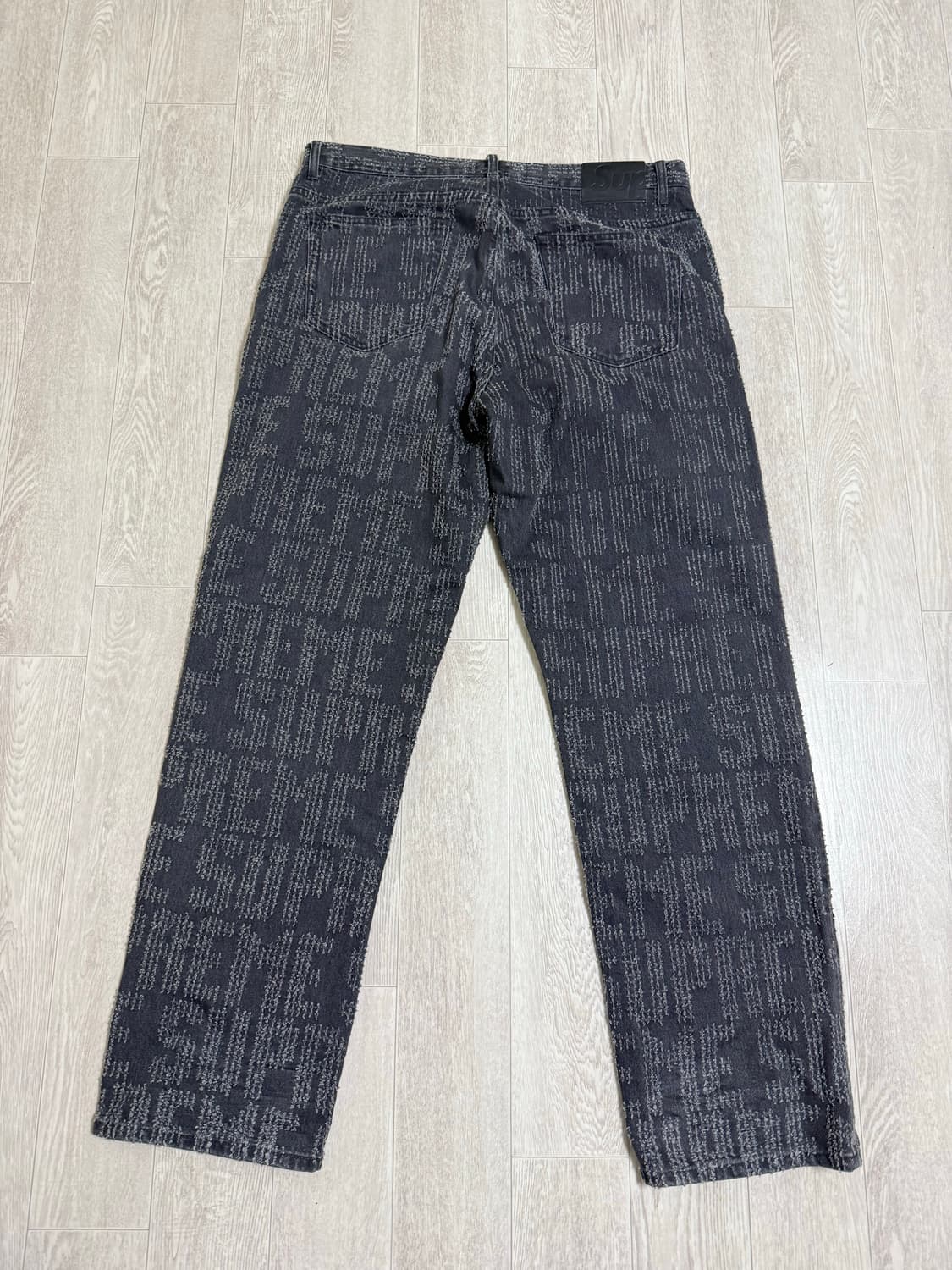 슈프림 니들펀치 레귤러진 상품이미지3