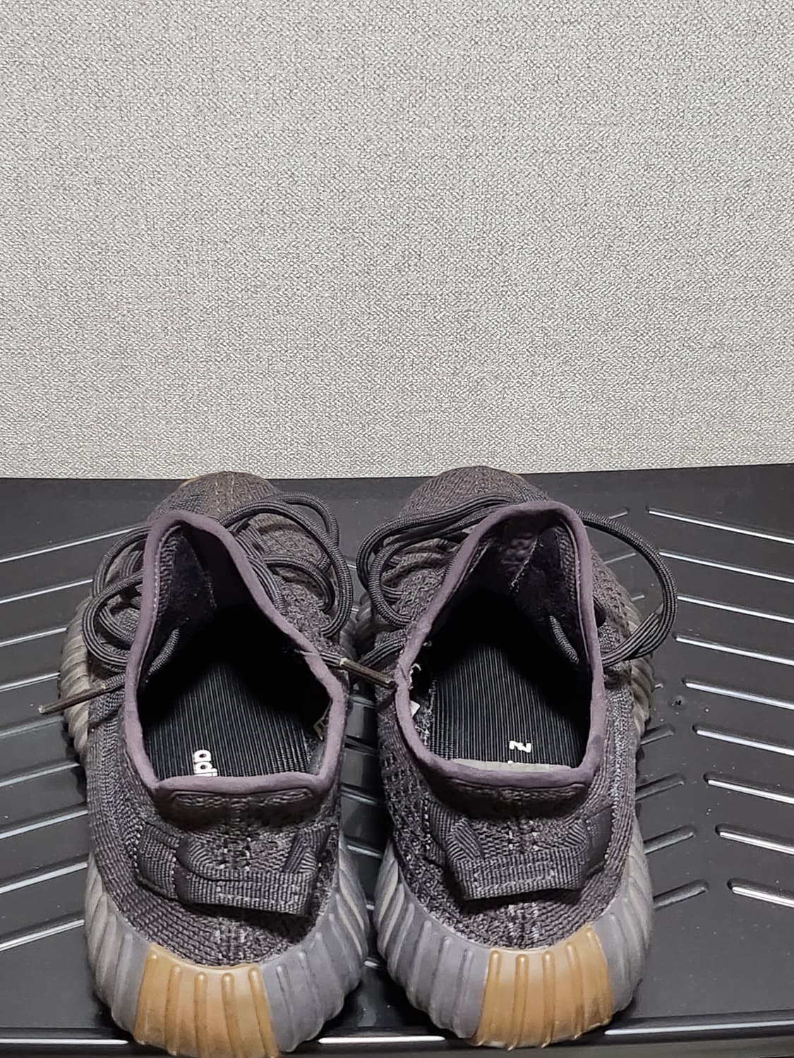 이지350 신더 255사이즈 상품이미지2