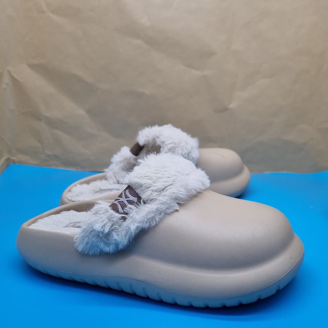 MLB 뉴욕양키즈 털슬리퍼 250 상품이미지1