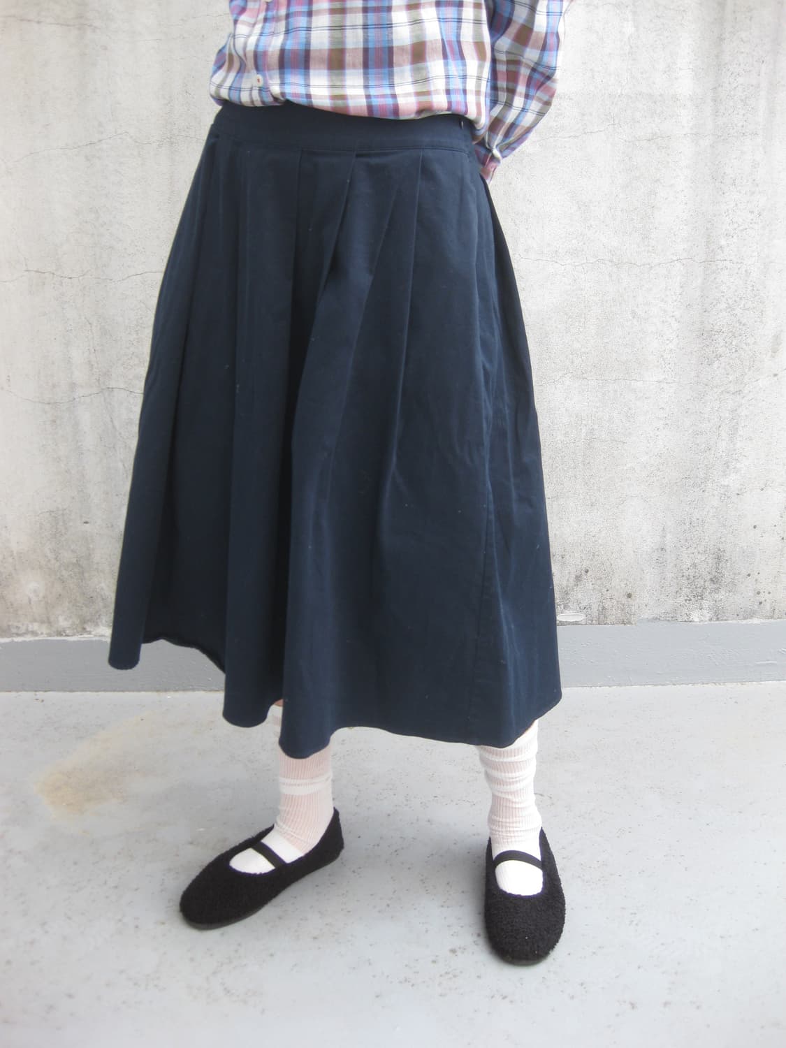 네이비 미디 스커트 상품이미지1