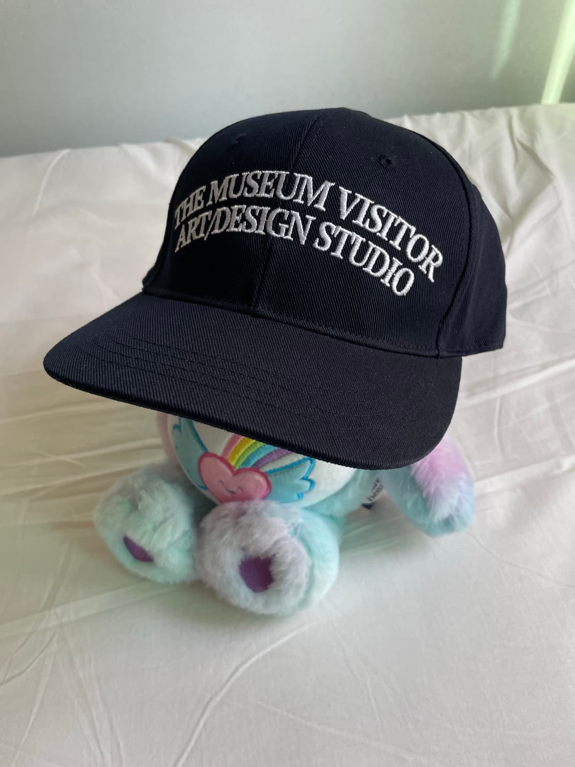 더뮤지엄비지터 스냅백 (오해원착용 상품이미지2