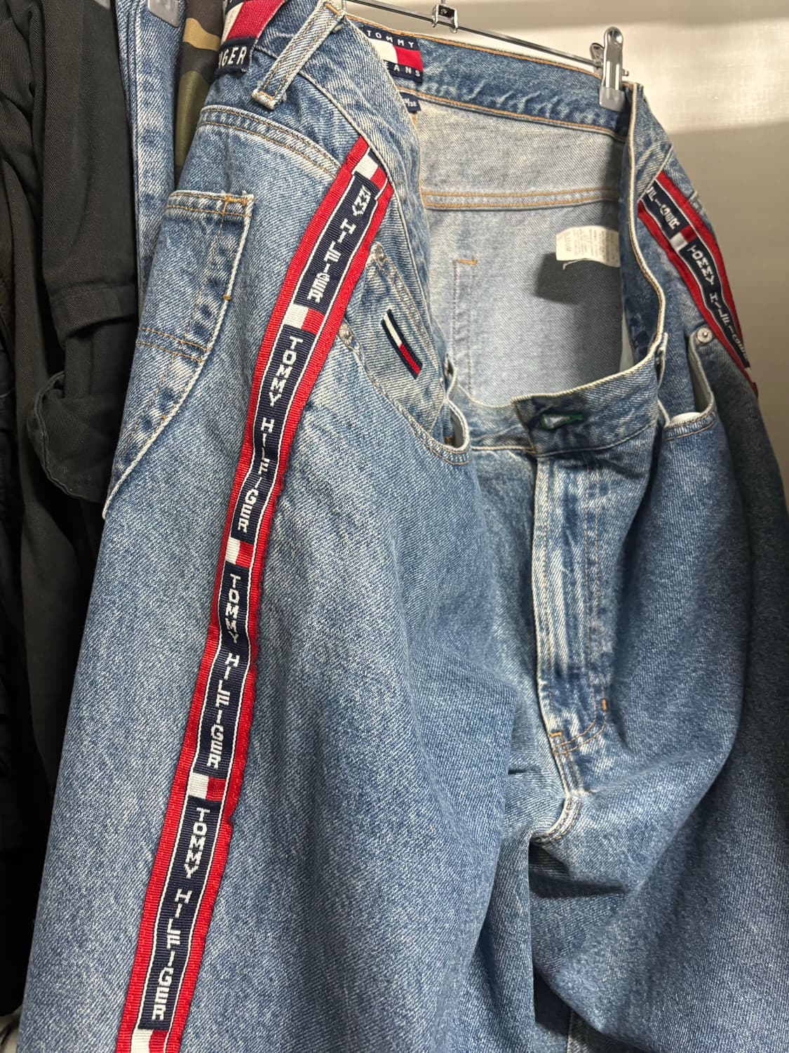 타미힐피거 올드스쿨 사이드라인 팬츠 38/32 상품이미지4