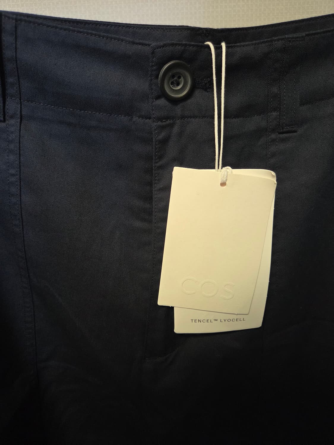 (새상품) 코스 COS 남성 네이비 반바지 52 상품이미지2