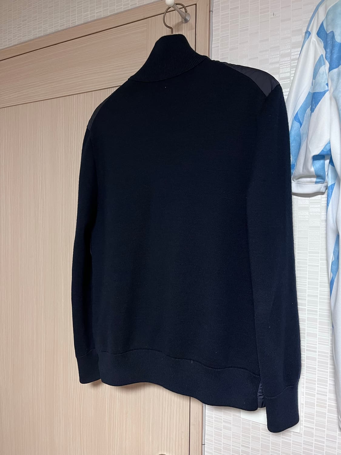 [XL] 19fw 몽클레어 니트패딩 네이비 상품이미지2