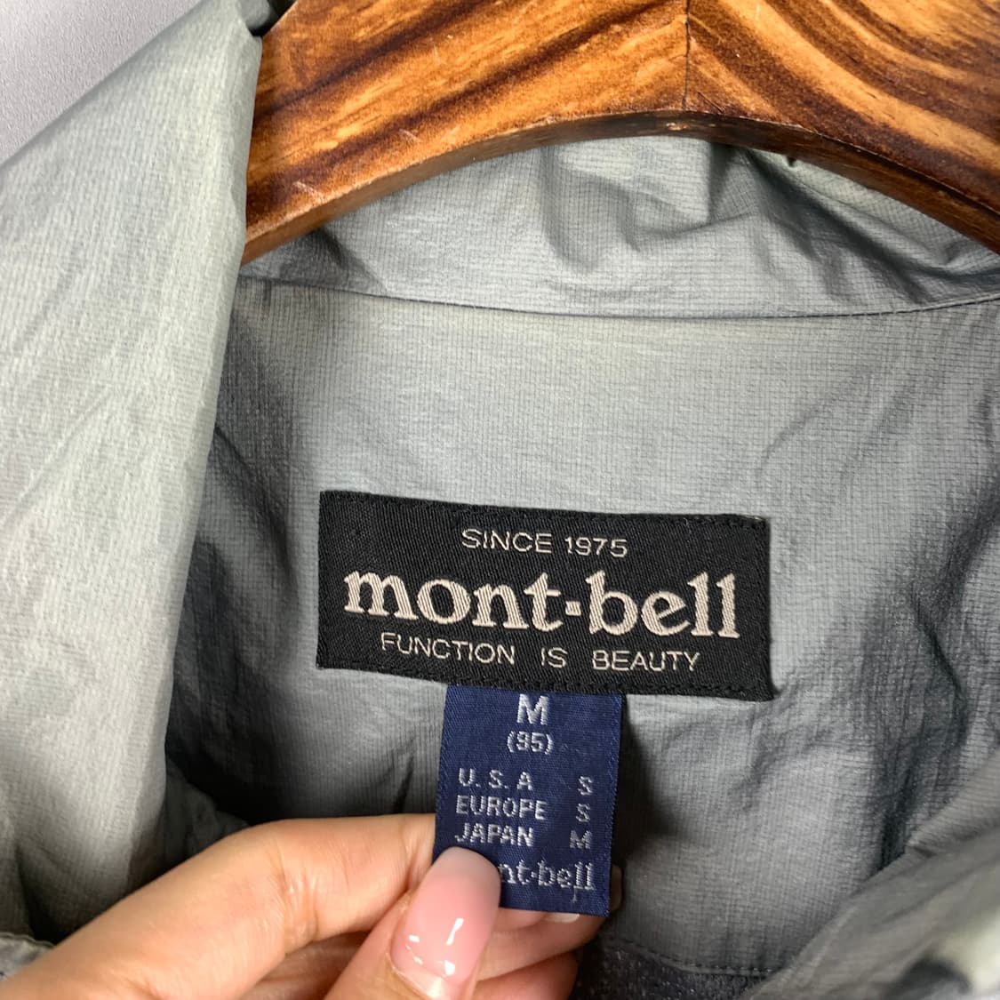 몽벨 그레이 바람막이 자켓 상품이미지6