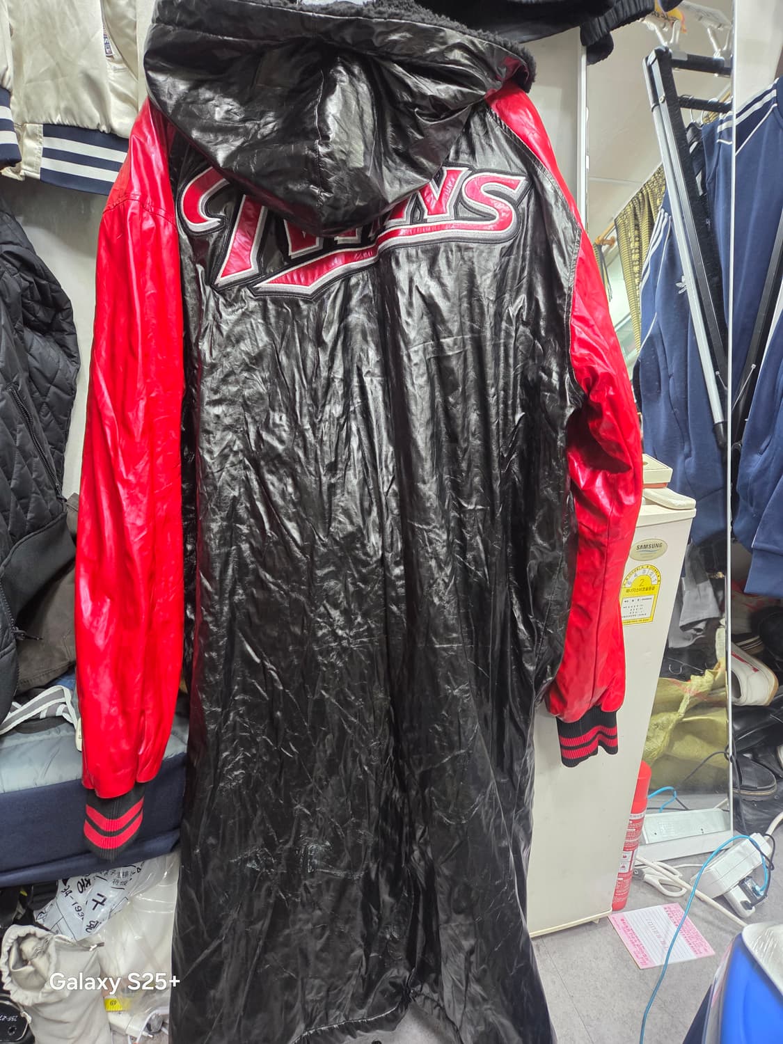 LG 트윈스   유광롱점퍼 상품이미지3