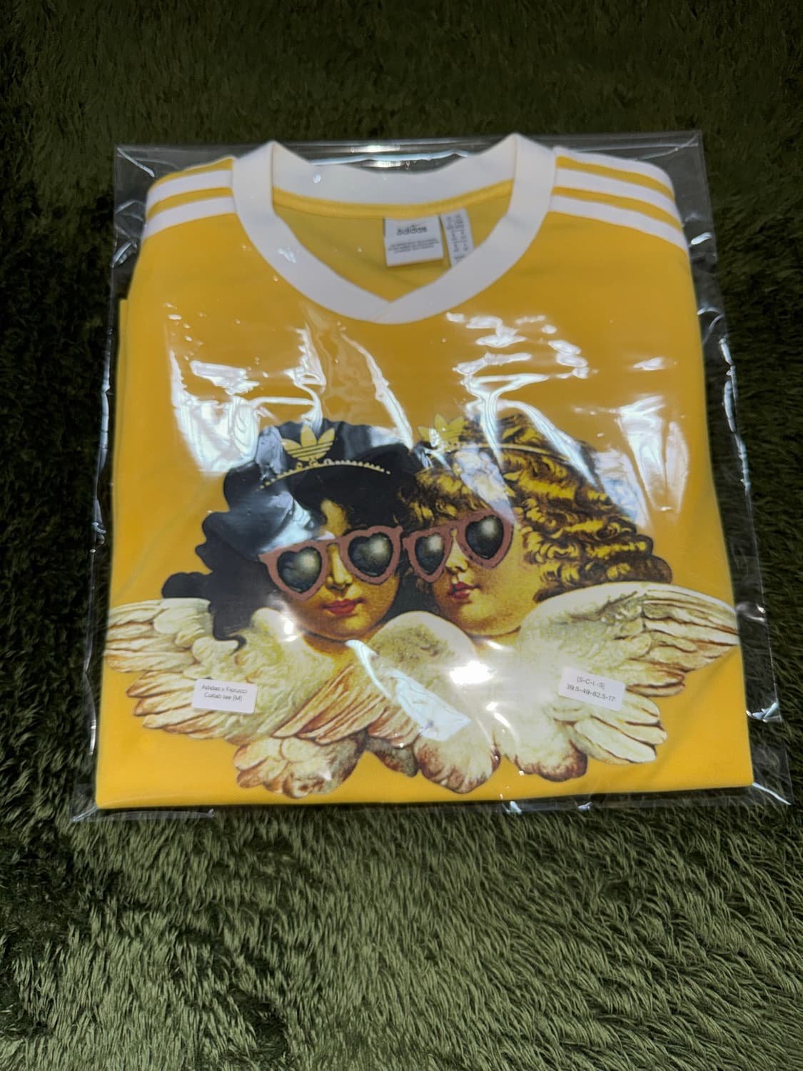 [M] 아디다스 X Fiorucci Milan 엔젤 그래픽 티셔츠 상품이미지10