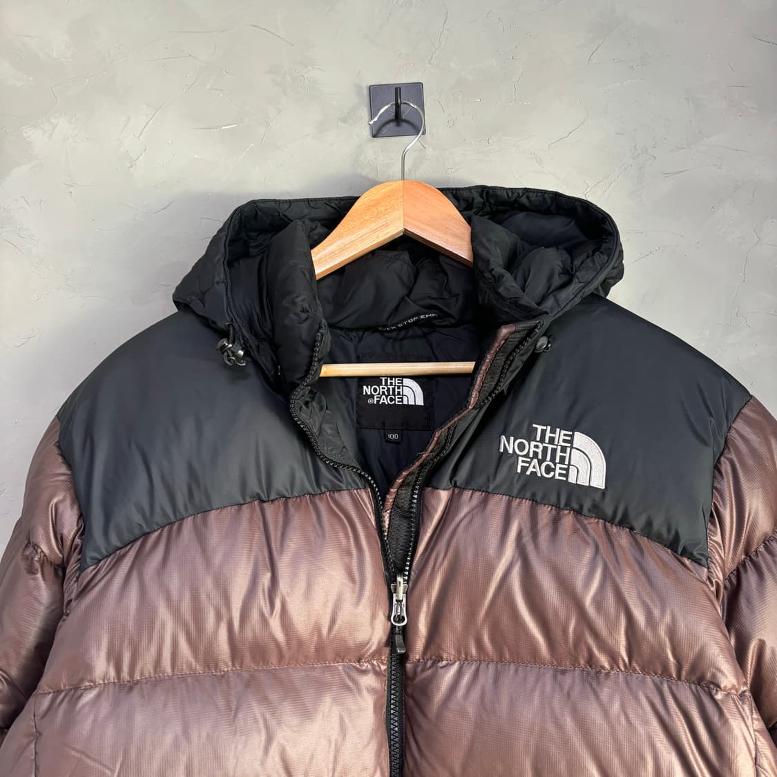 노스페이스 눕시 700 구스다운 패딩 초코 브라운 상품이미지2