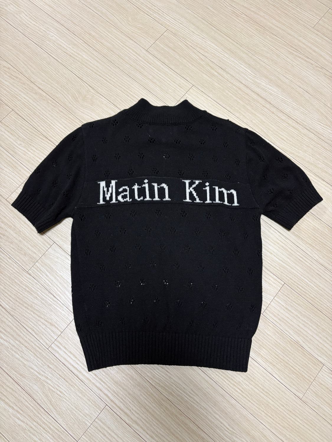 마뗑킴 크로쉐 하프 집 업 니트 탑 블랙 상품이미지3