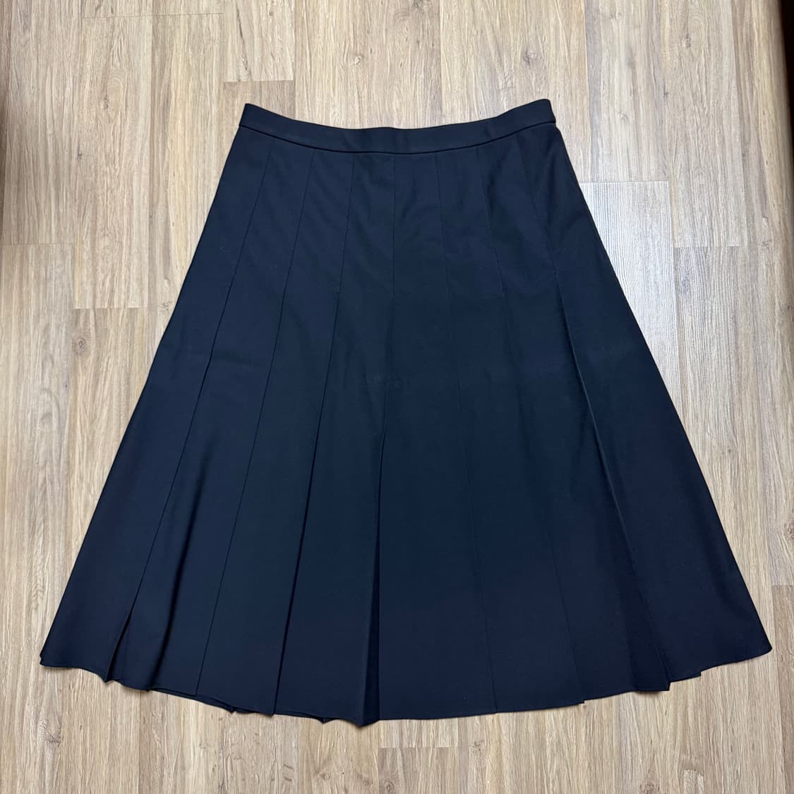 [UNIQLO] 와이드 플리츠 미디스커트 상품이미지1