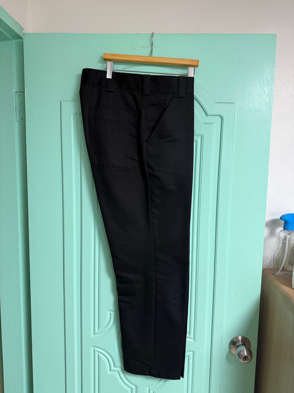 유니클로u 테이퍼드 팬츠 팝니다 상품이미지2