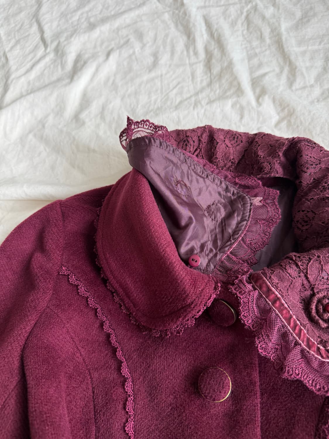 엑시즈팜 고스로리 버건디 하프코트 상품이미지6