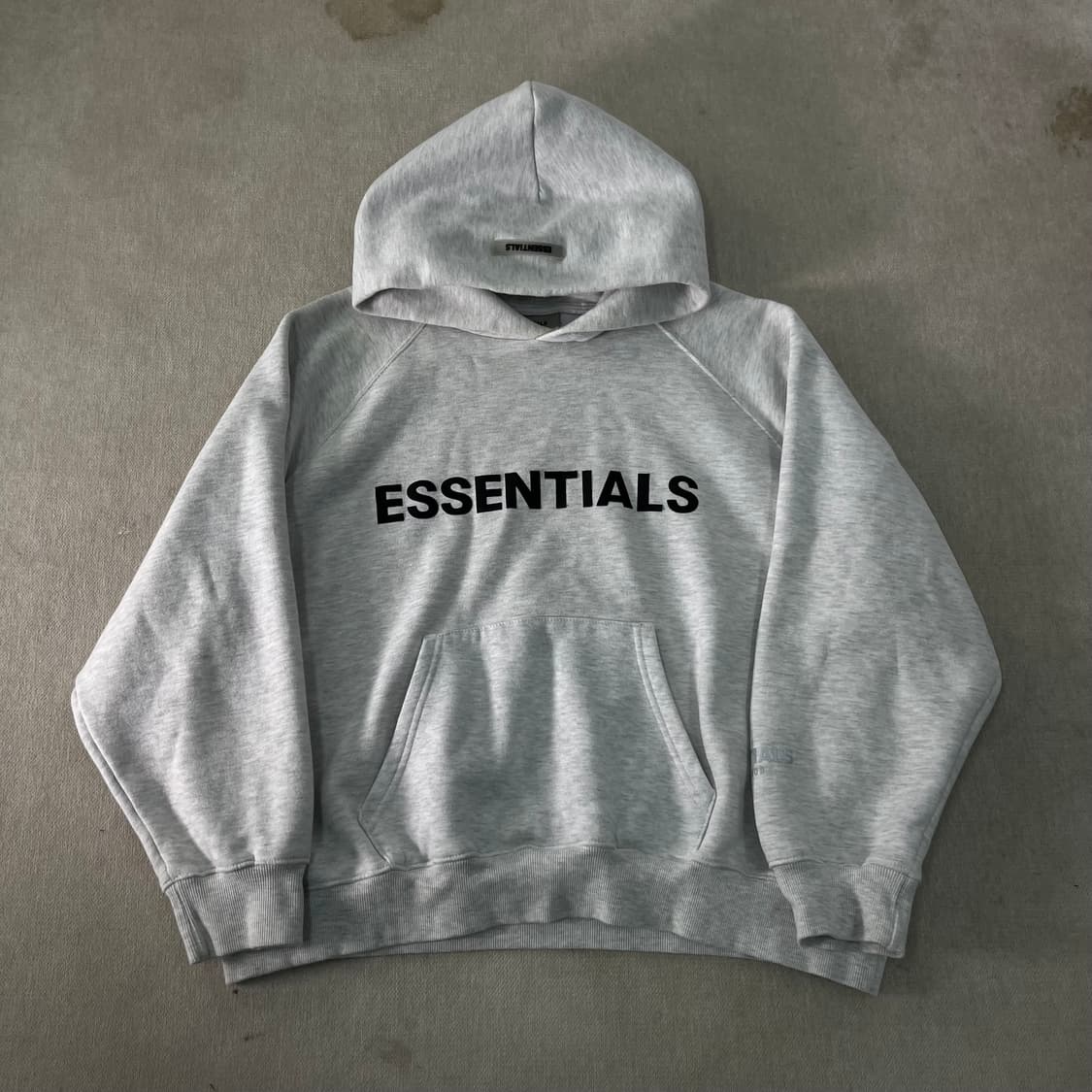 105 피오갓 에센셜 빅로고 후드티 상품이미지1