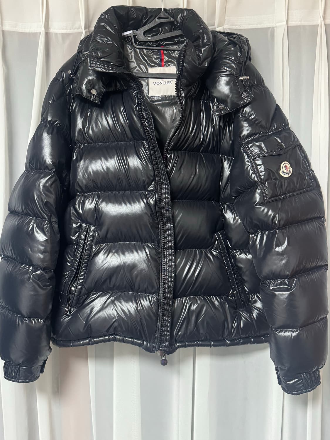 [몽클레어 마야 패딩 24fw 판매합니다] 상품이미지1