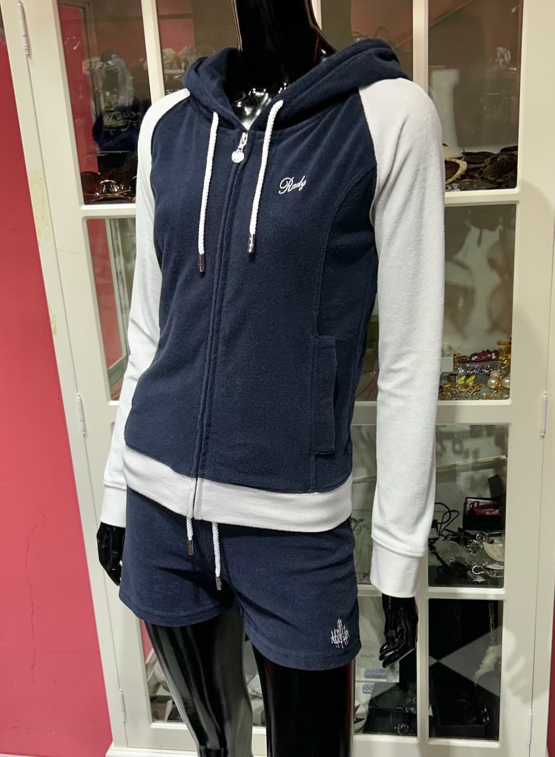 Rady tracksuit 레디 샹들리에 셋업 상품이미지1