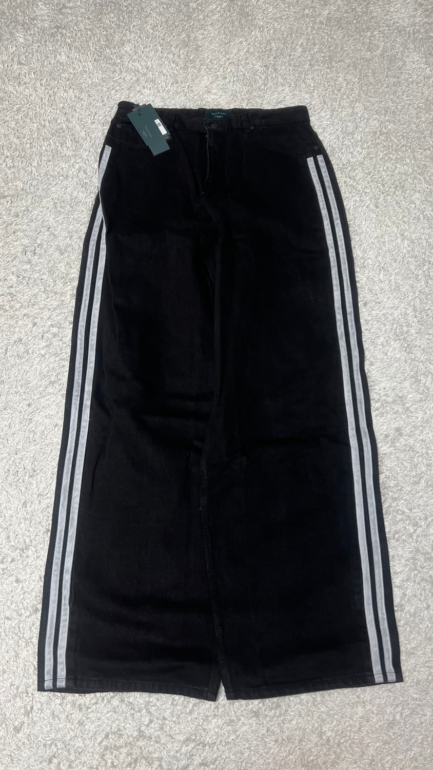 [1] 언더마이카 더블 사이드라인 블랙 워시드 배기진 상품이미지1