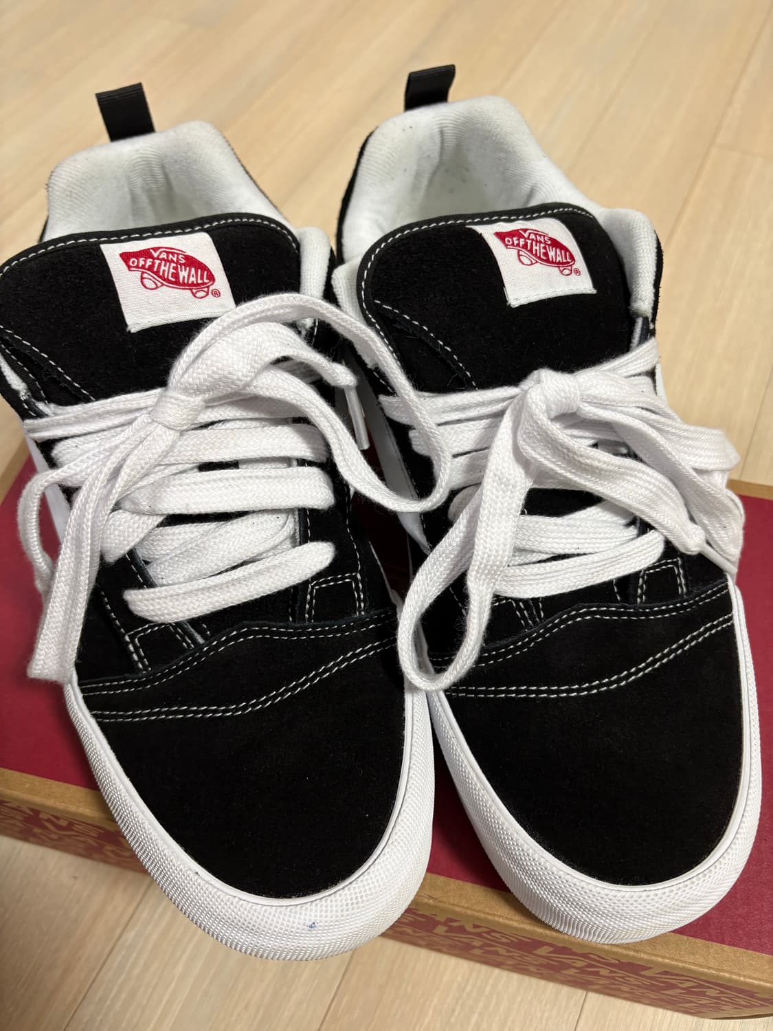 반스 뉴스쿨 블랙 트루 화이트 285 상품이미지1