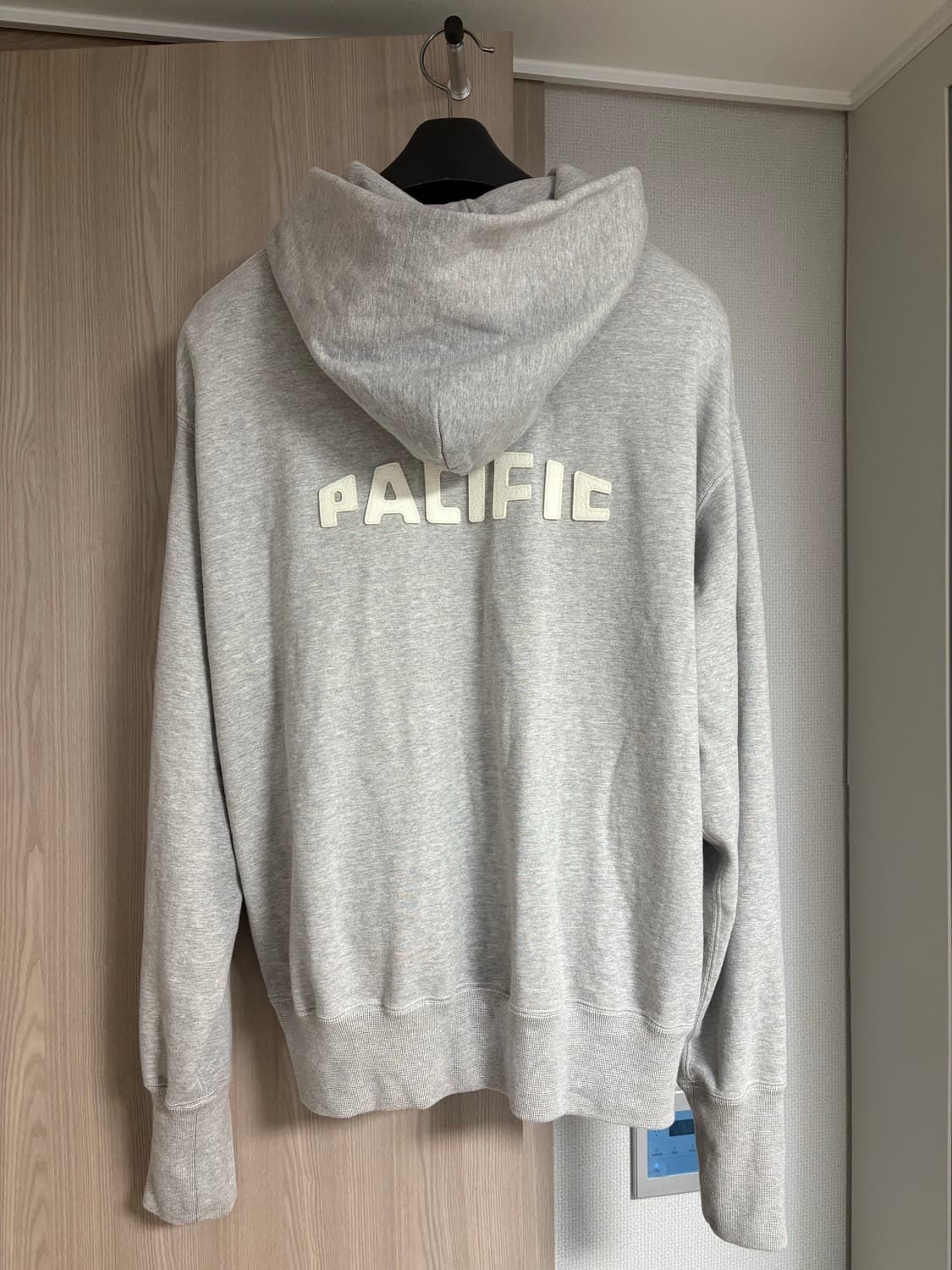 [XL] 언라이클리 Unlikely 심플 스웻 후드집업 그레이 판매 상품이미지6