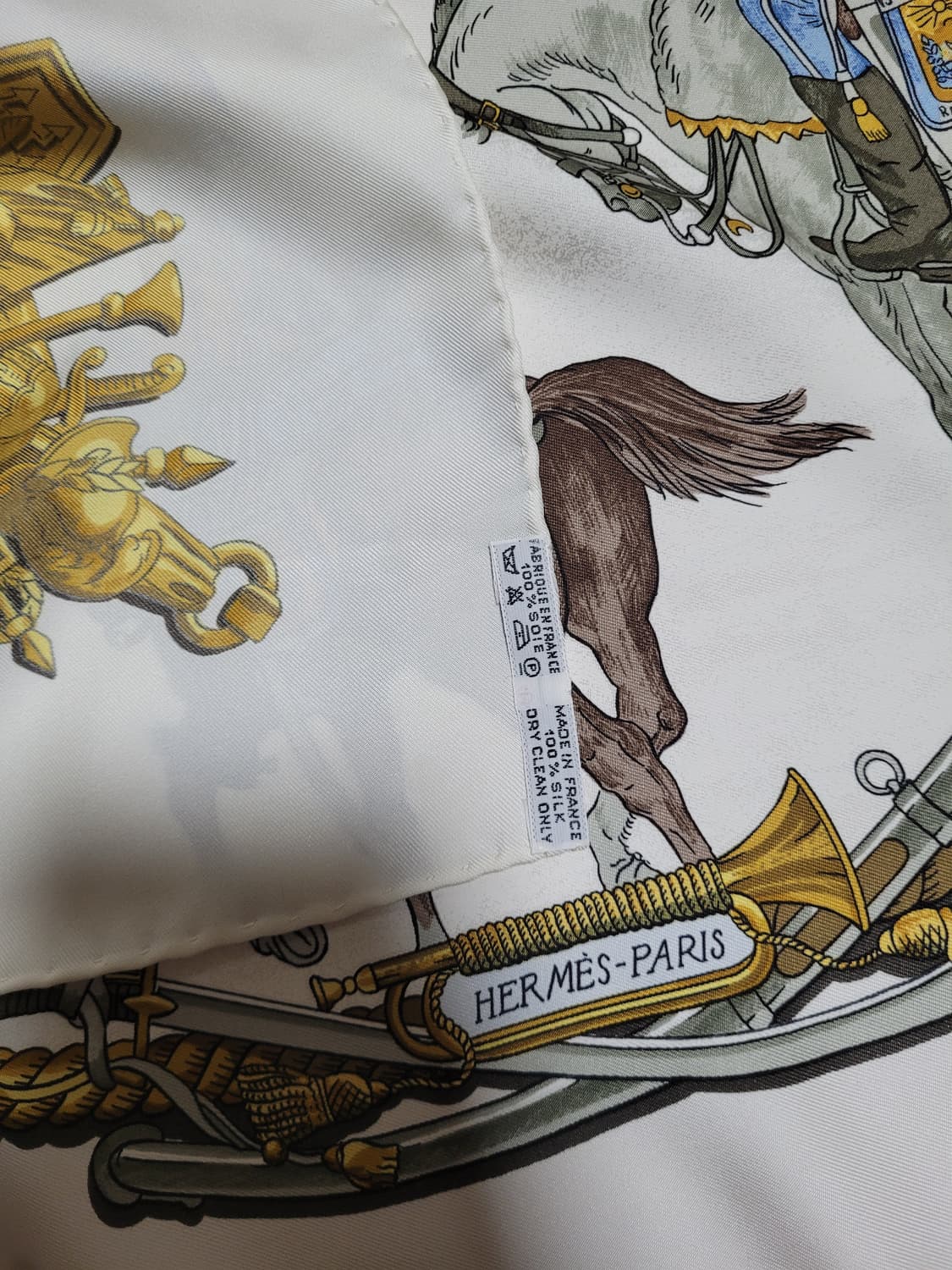 정품 에르메스 까레 실크 스카프 상품이미지9