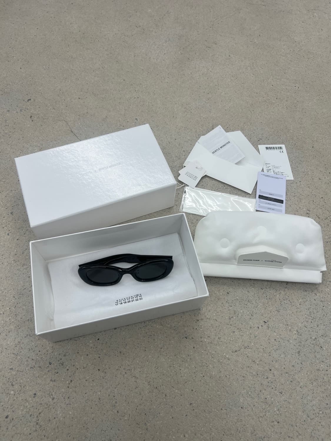 젠틀몬스터 X 메종 마르지엘라 MM004 상품이미지2