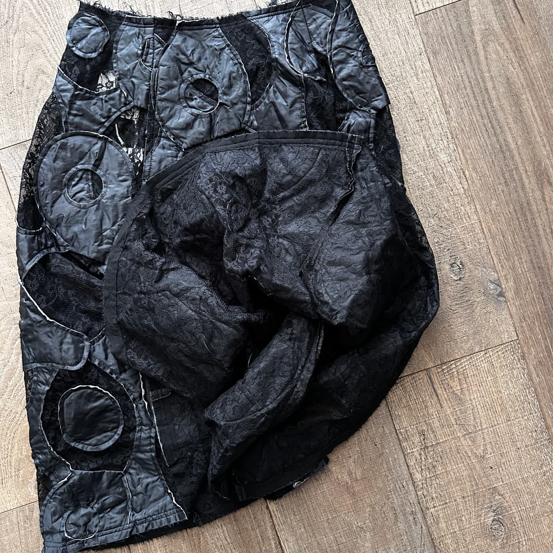 Crinkle Quilting Lace Skirt 상품이미지7