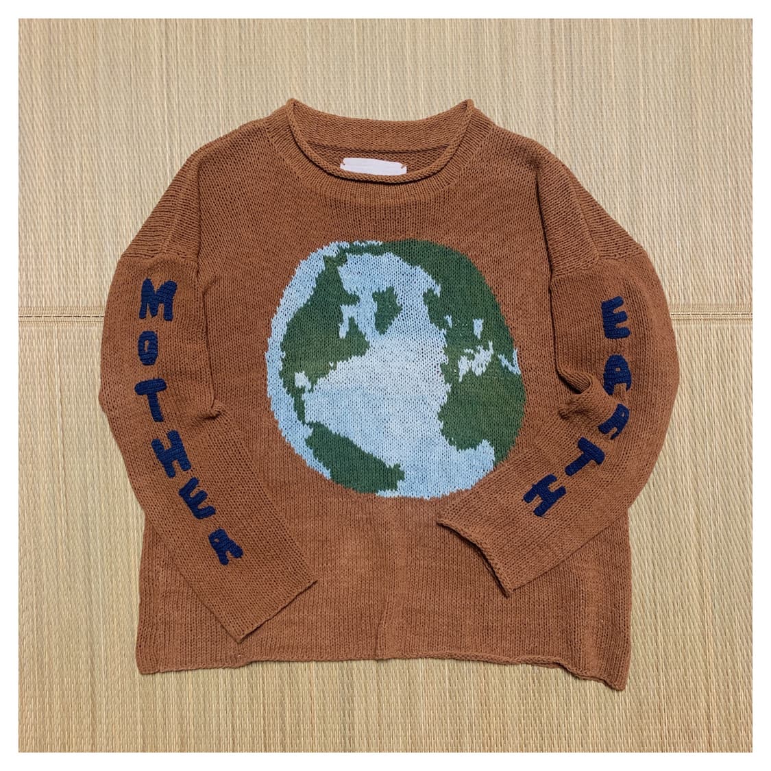 스토리 엠에프지 롤넥 스웨터 마더 어스 브라운 상품이미지1